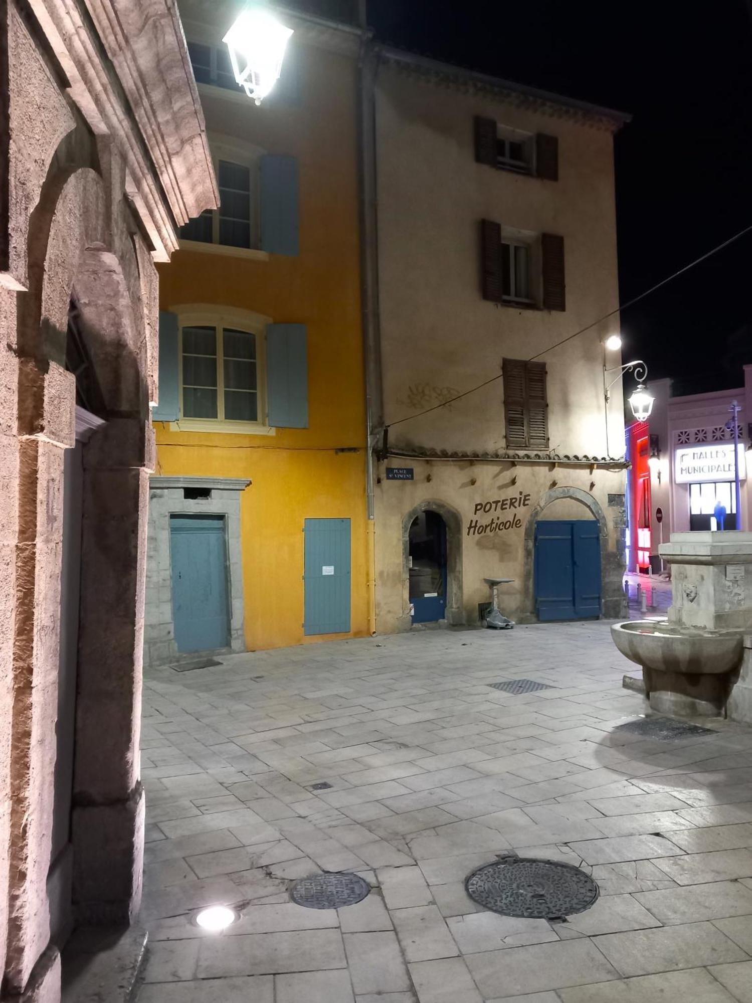 #2 Studio # Place Charmante Tolón Exterior foto